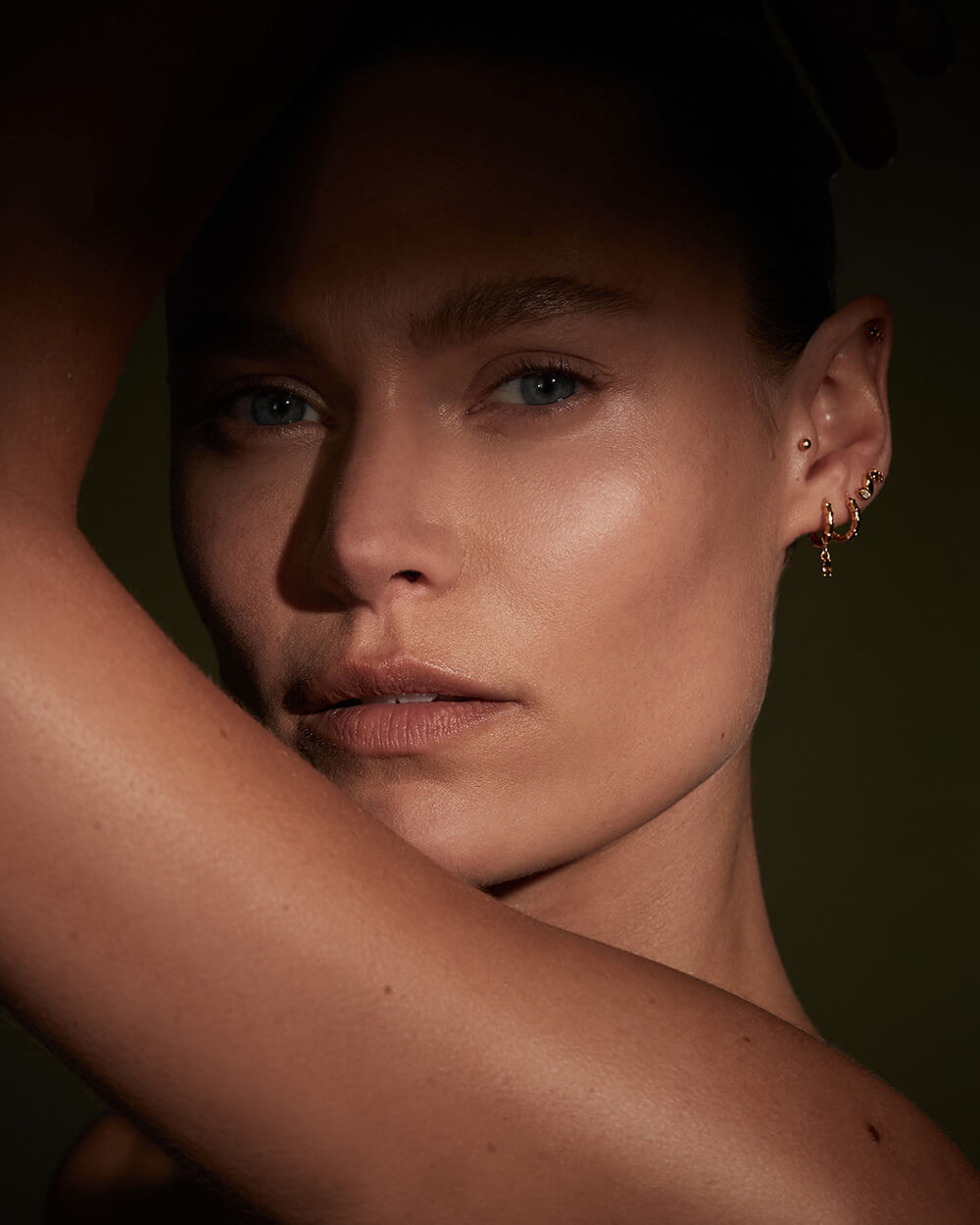 DECO HOOPS (18K GOLD PLATED) - IMAGE 2