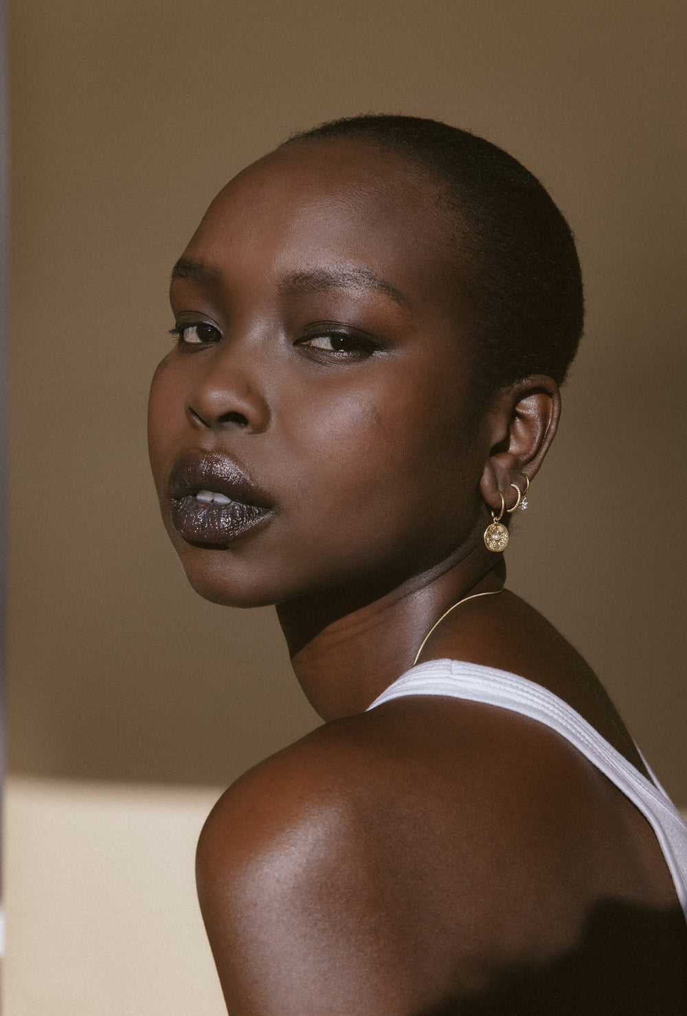 TINY PEARL HOOPS (18K GOLD PLATED)