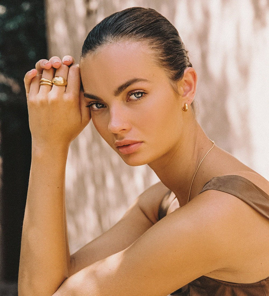 GOLDEN LIGHT DOME RING (18K GOLD VERMEIL) – KIRSTIN ASH (United