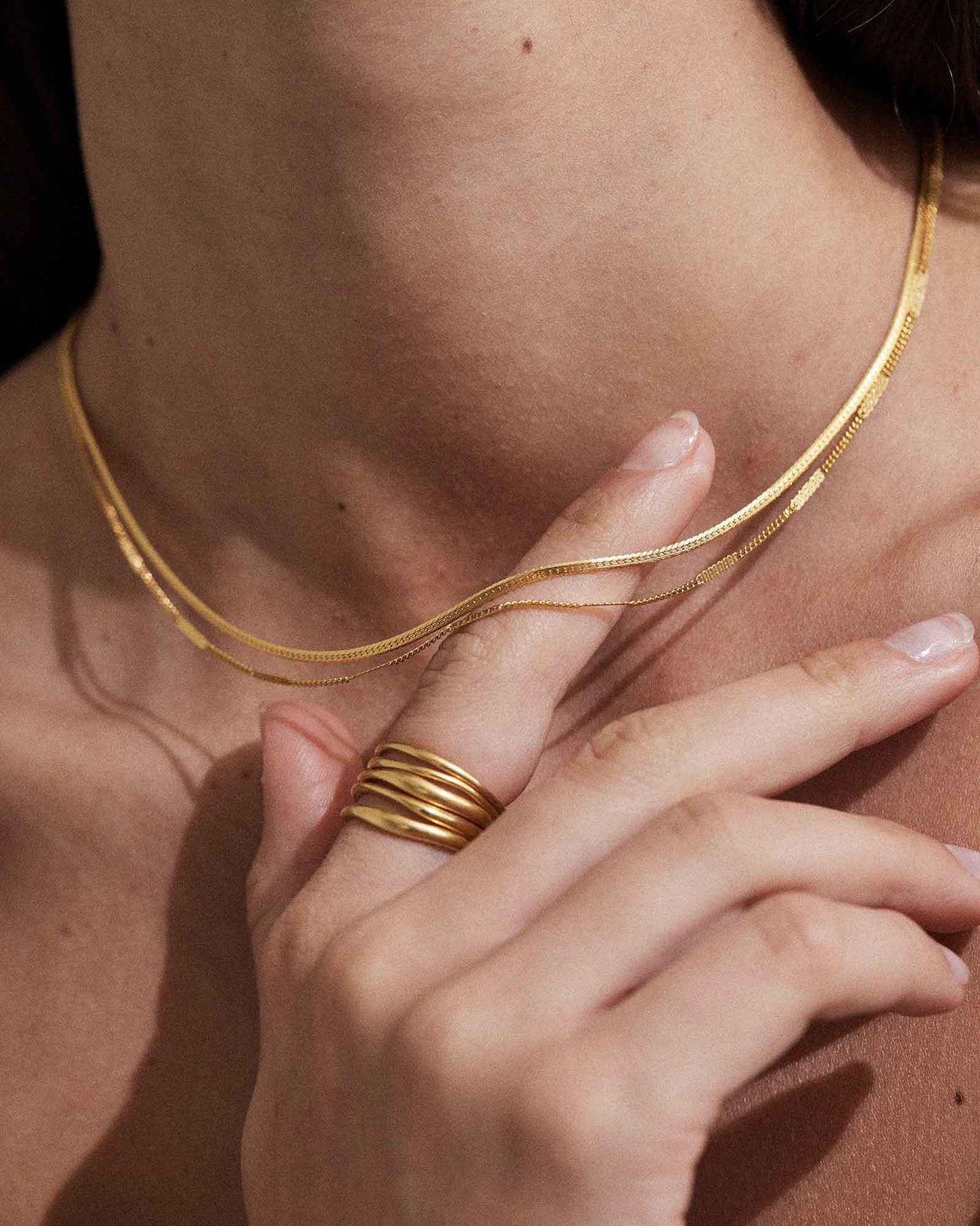 SHIFT STACKING RING (18K GOLD VERMEIL)