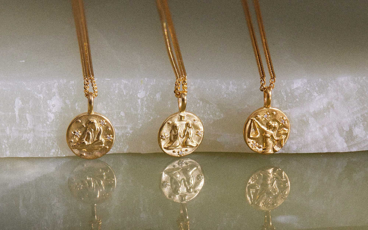 LIBRA PETITE ZODIAC NECKLACE (18K GOLD VERMEIL)
