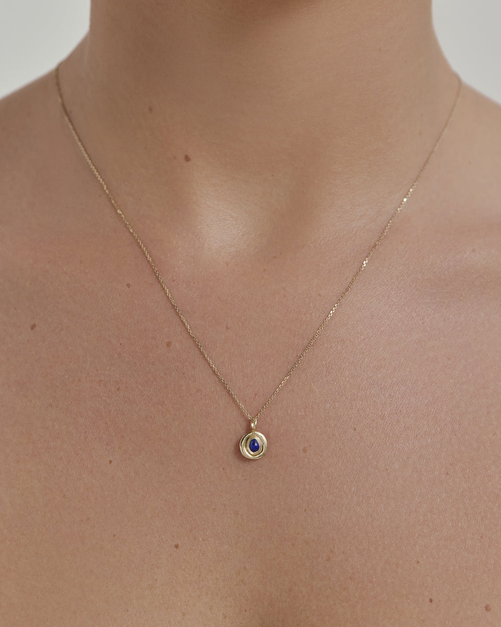 VOYAGER LAPIS CHARM (9K GOLD)