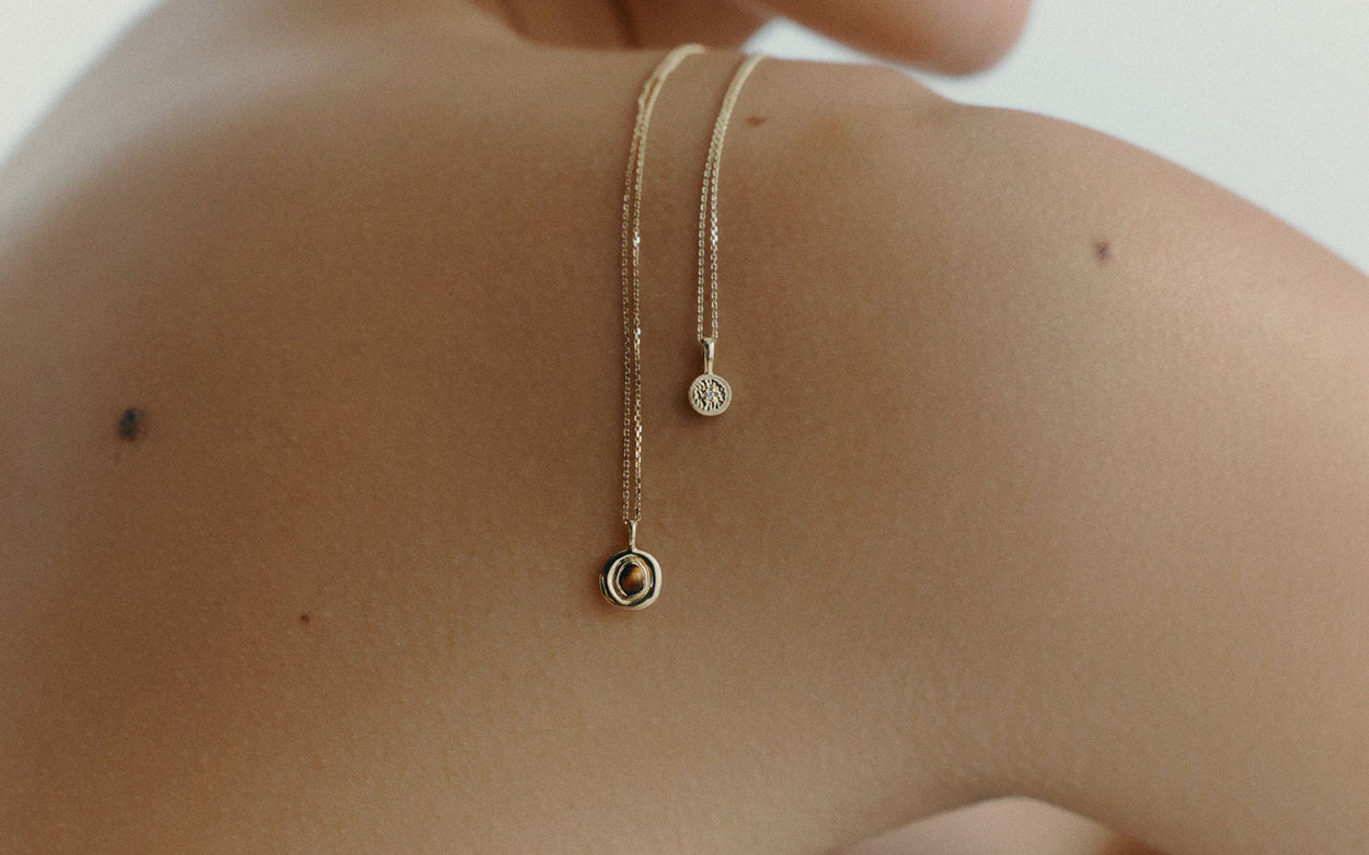 VENUS CHARM (9K GOLD)