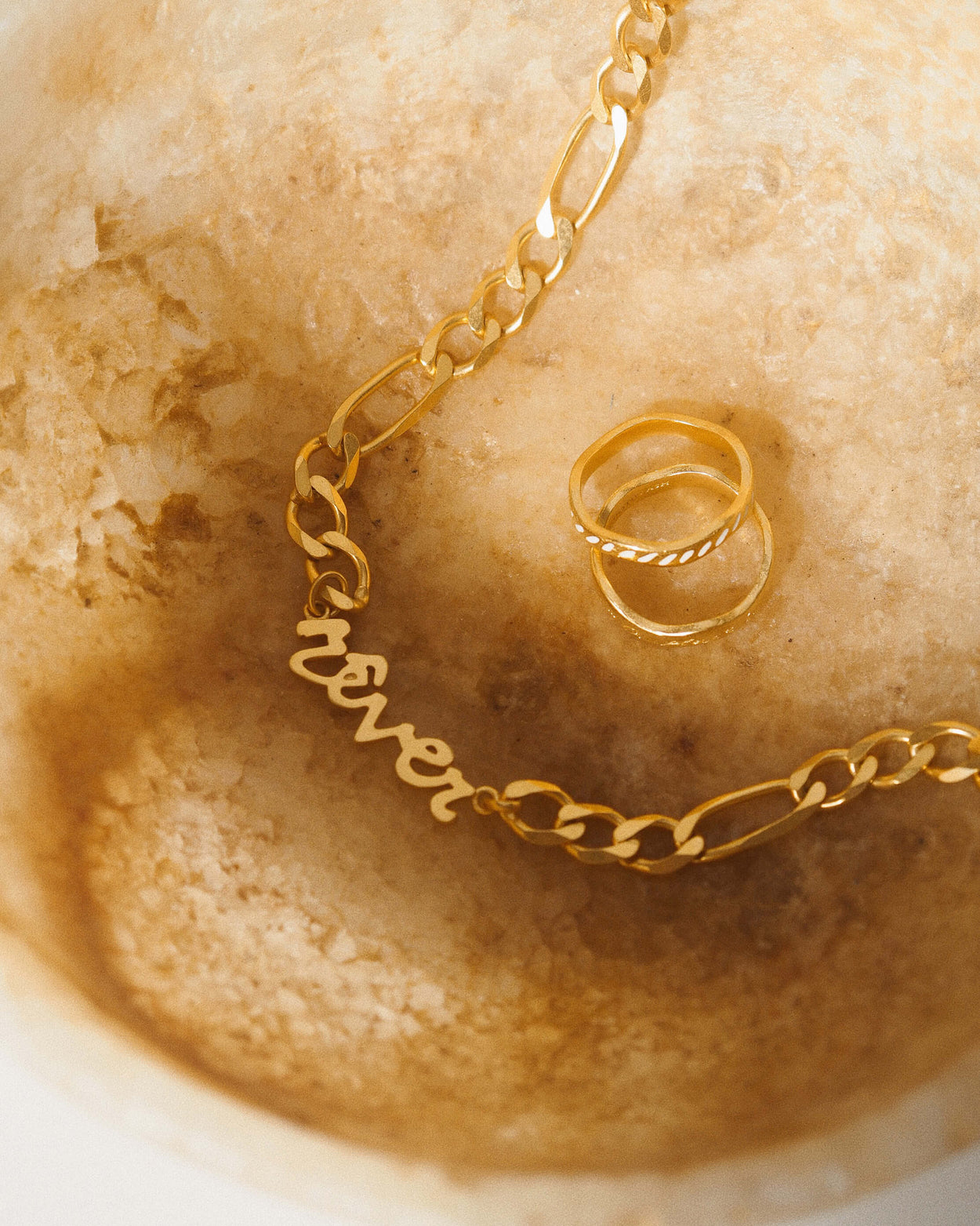 REVER CHAIN NECKLACE (18K GOLD PLATED)