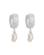 ISOLE PEARL HOOPS (STERLING SILVER)