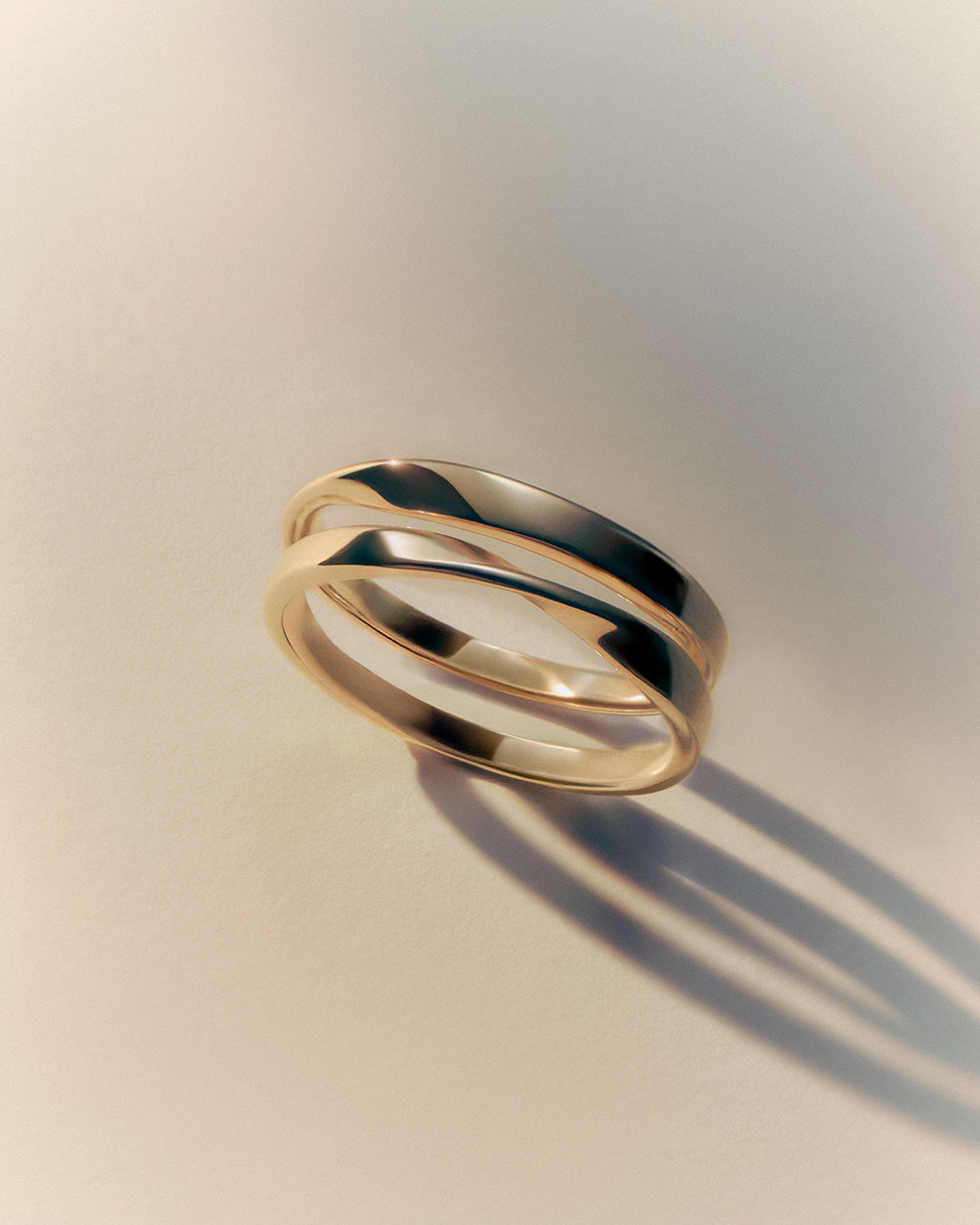 PETITE FOLD RING (9K GOLD)