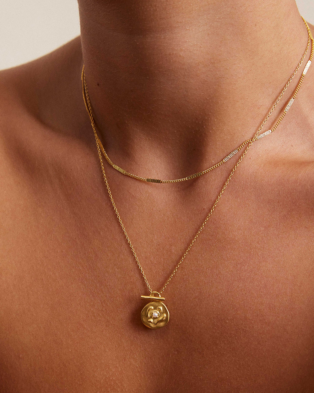 VACANZA COIN NECKLACE (18K GOLD VERMEIL)