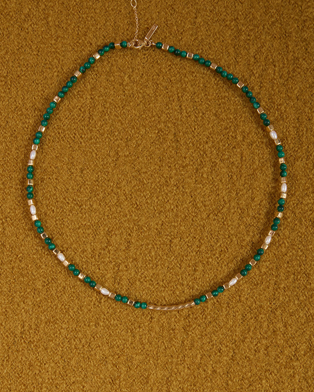 MALACITE BEADED NECKLACE (18K GOLD PLATED)