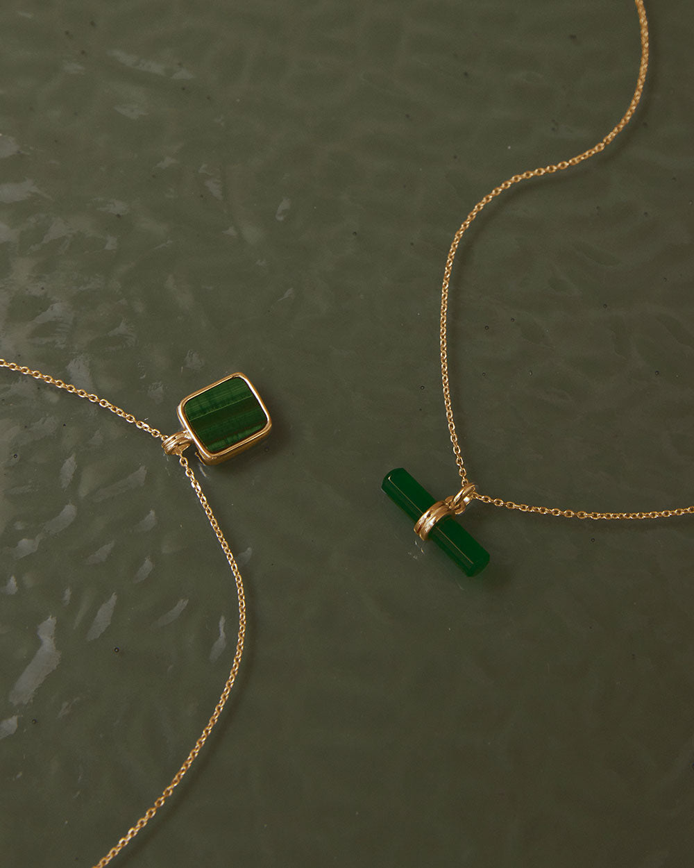 MALACHITE PENDANT NECKLACE (18K GOLD VERMEIL)