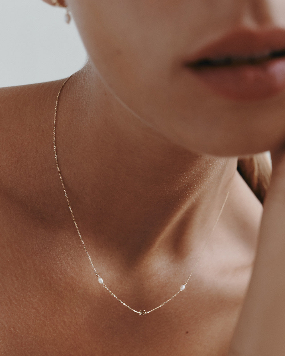 VACATION FINE NECKLACE (9K GOLD)