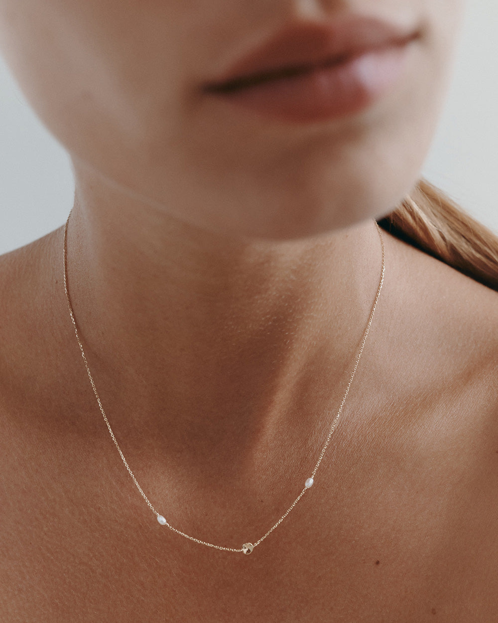VACATION FINE NECKLACE (9K GOLD)