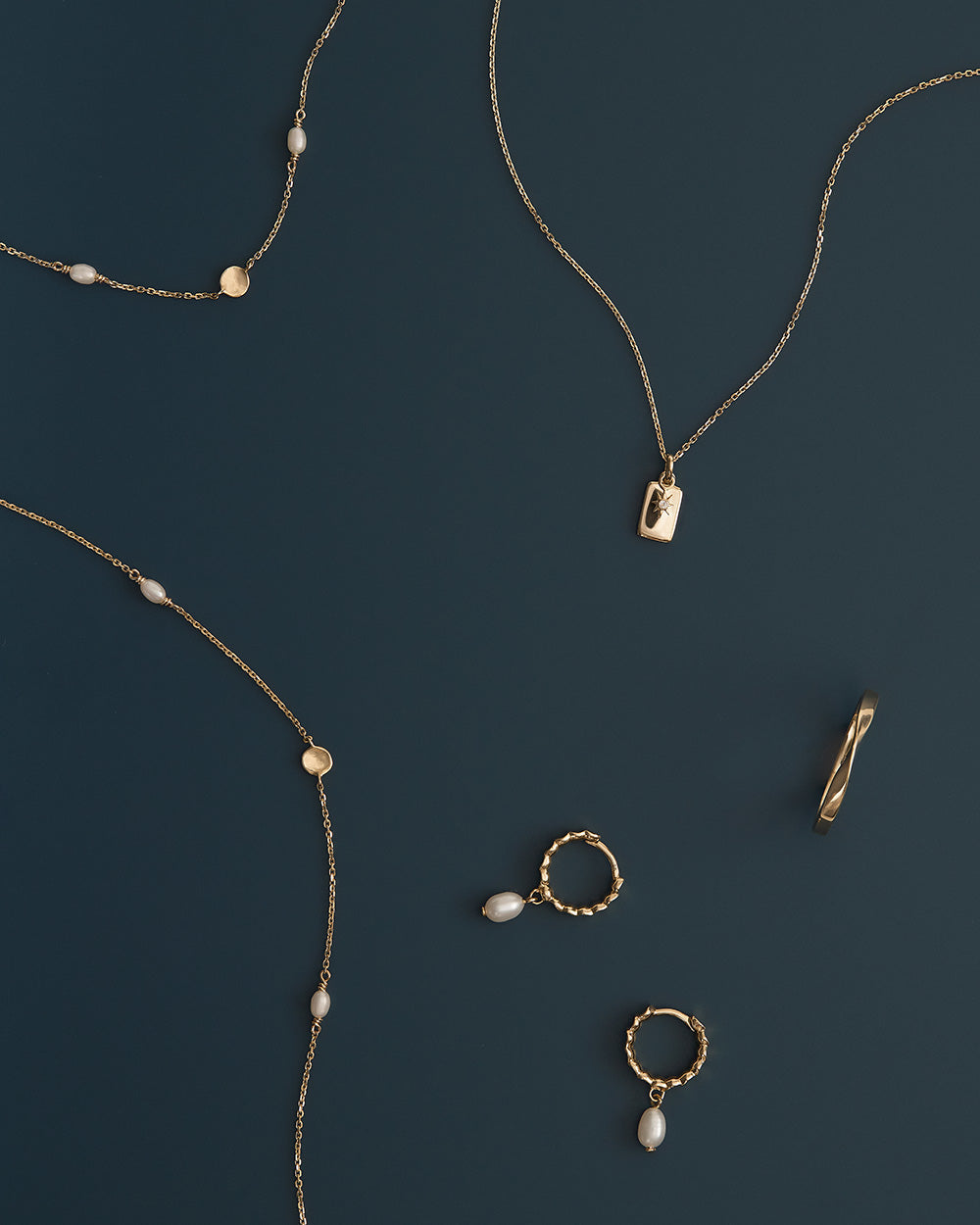 GUIDING STAR FINE NECKLACE (9K GOLD)