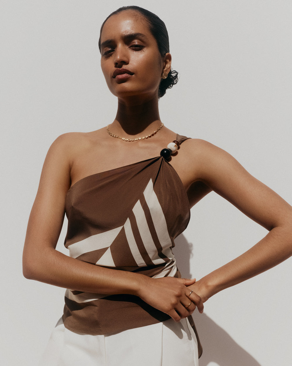 TEMPO OVERSIZED STUDS (18K GOLD PLATED)