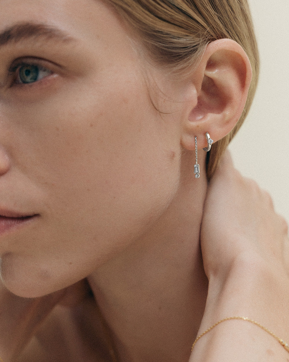 LUMEN HUGGIES (STERLING SILVER)