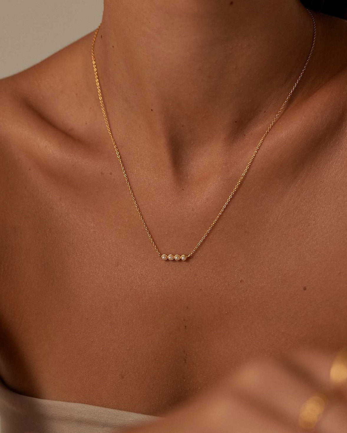 ALCHEMISE PEARL NECKLACE (18K GOLD VERMEIL)